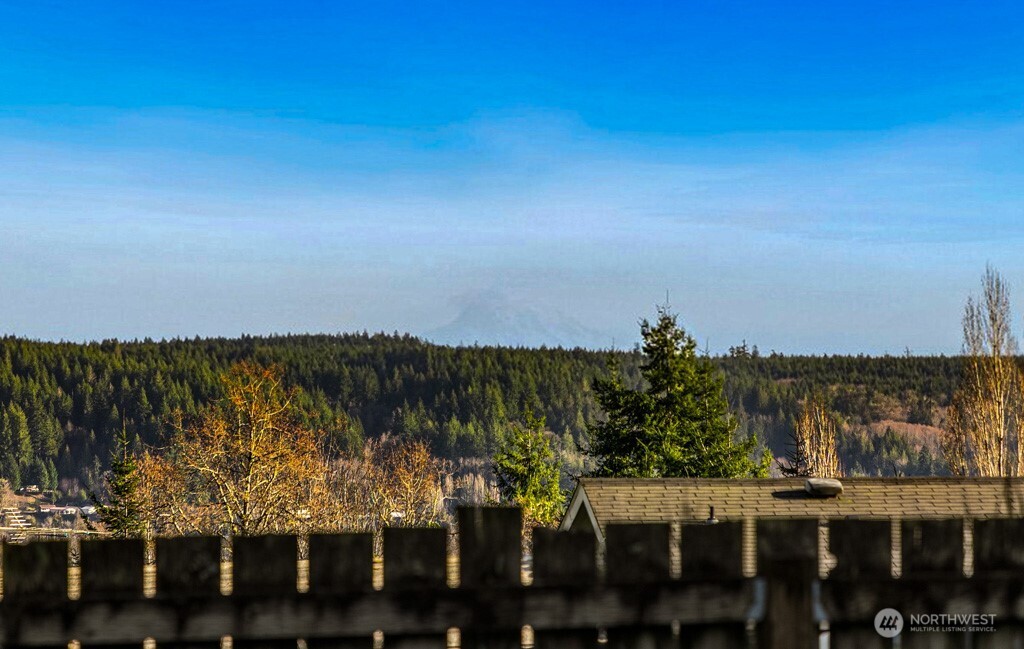 111 NE Santa Maria Lane