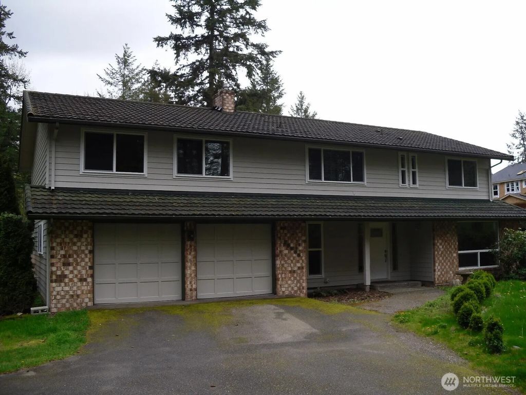 Photo of 23525 32nd Way, Sammamish, WA 98029 (MLS # 2477979)