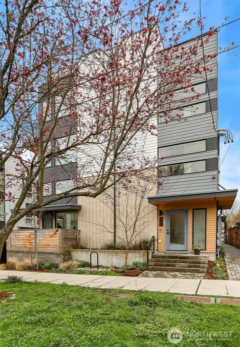 Photo of 916 NW 56th Street #G, Seattle, WA 98107 (MLS # 2493878)