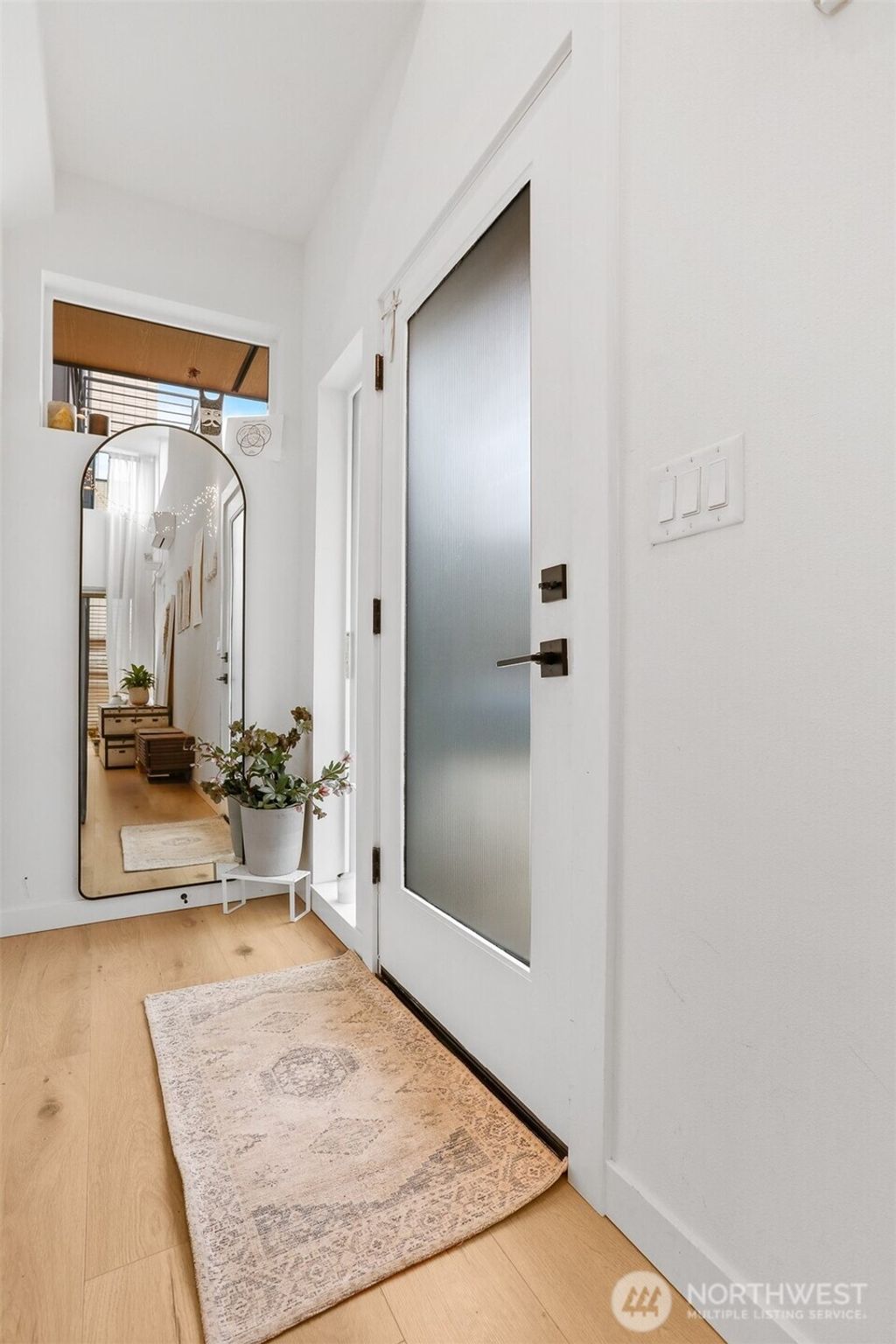 Photo of 916 NW 56th Street #G, Seattle, WA 98107 (MLS # 2493878)