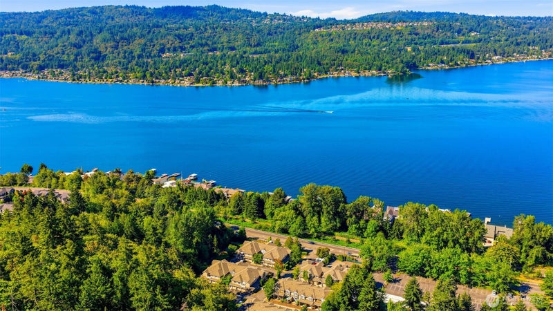3500 E Lake Sammamish Parkway SE 3-103