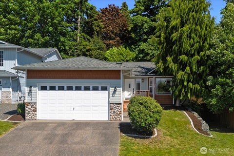 Photo of 4903 72nd Drive NE, Marysville, WA 98270 (MLS # 2577514)