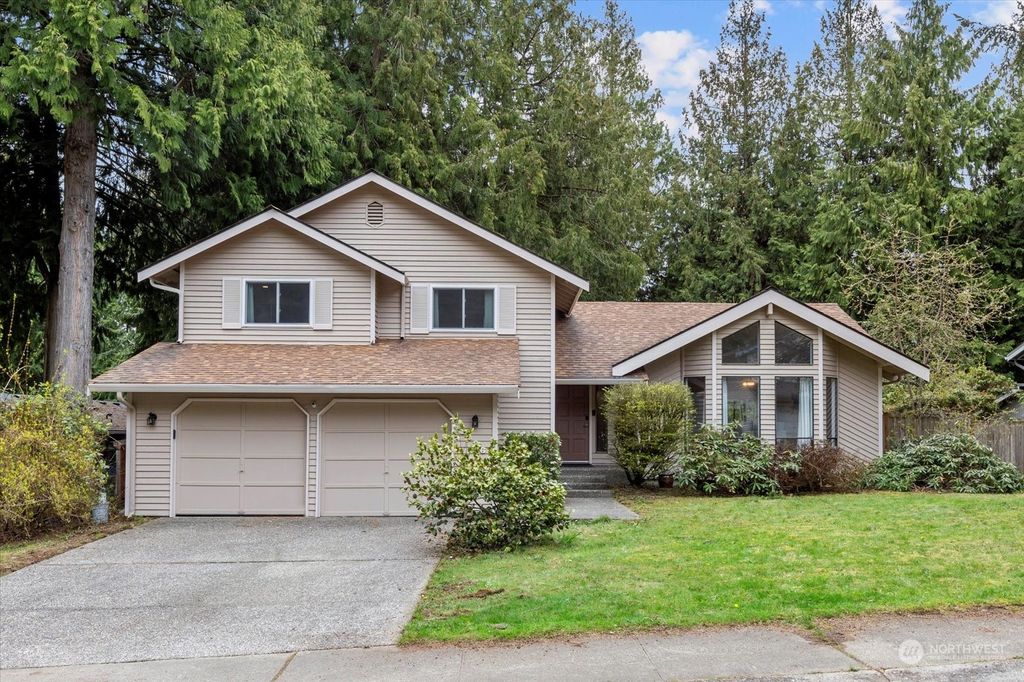 Photo of 1226 224th Place NE, Sammamish, WA 98074 (MLS # 2061206)