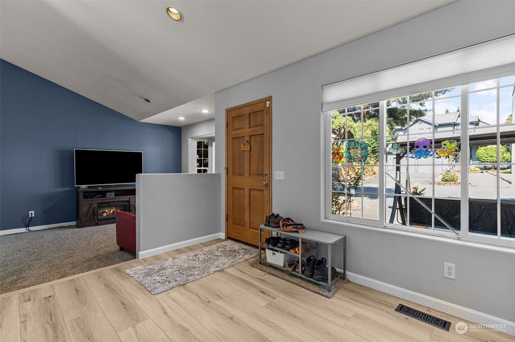 Photo of 5603 S 150th Place, Tukwila, WA 98188 (MLS # 2268057)