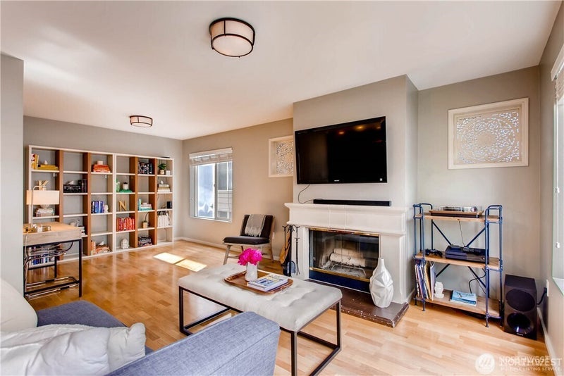 500 Aloha Street 211