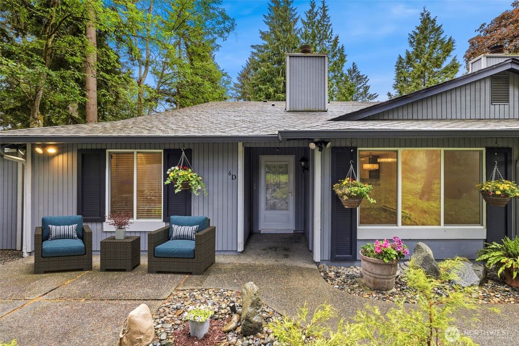 Photo of 519 S 321st Street #6D, Federal Way, WA 98003 (MLS # 2525340)