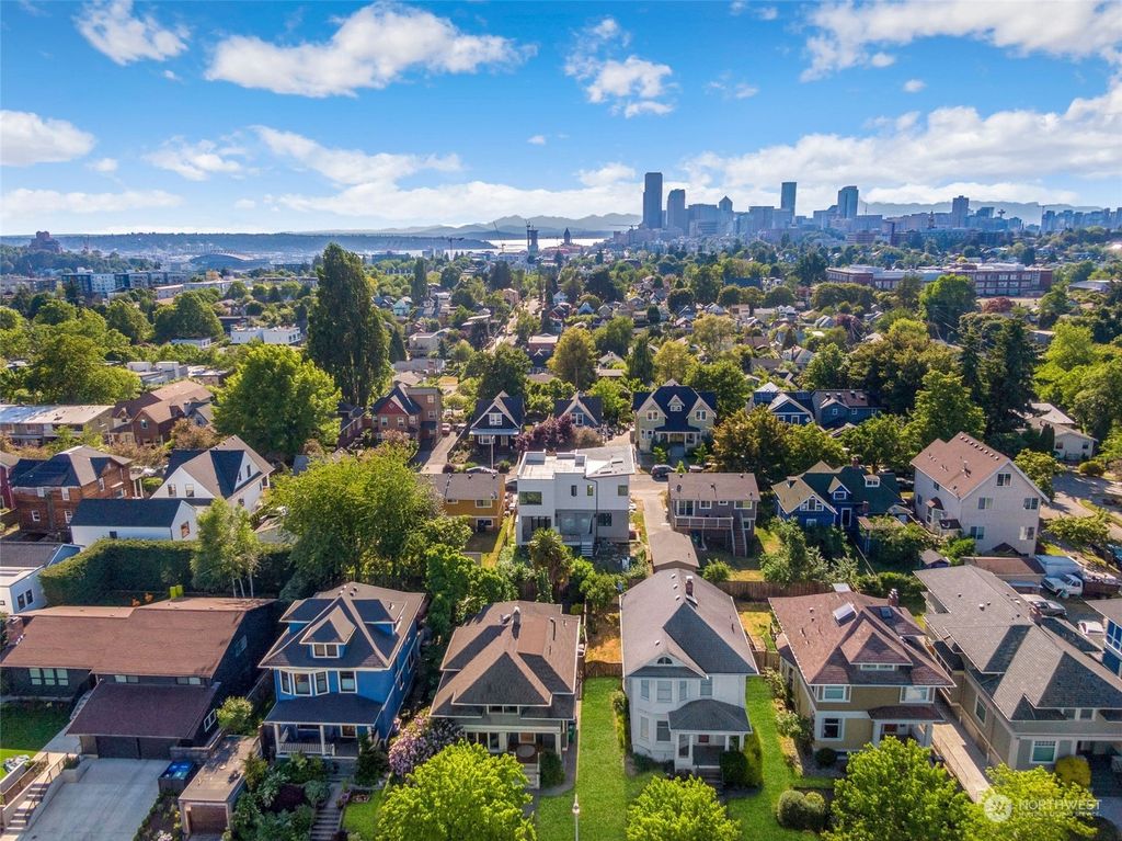 Photo of 145 29th Avenue, Seattle, WA 98122 (MLS # 2078076)