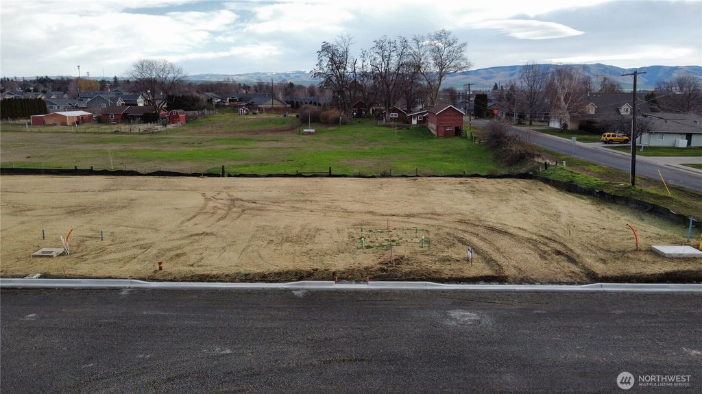 Photo of 1175 Mercita Drive, Walla Walla, WA 99362 (MLS # 2470521)