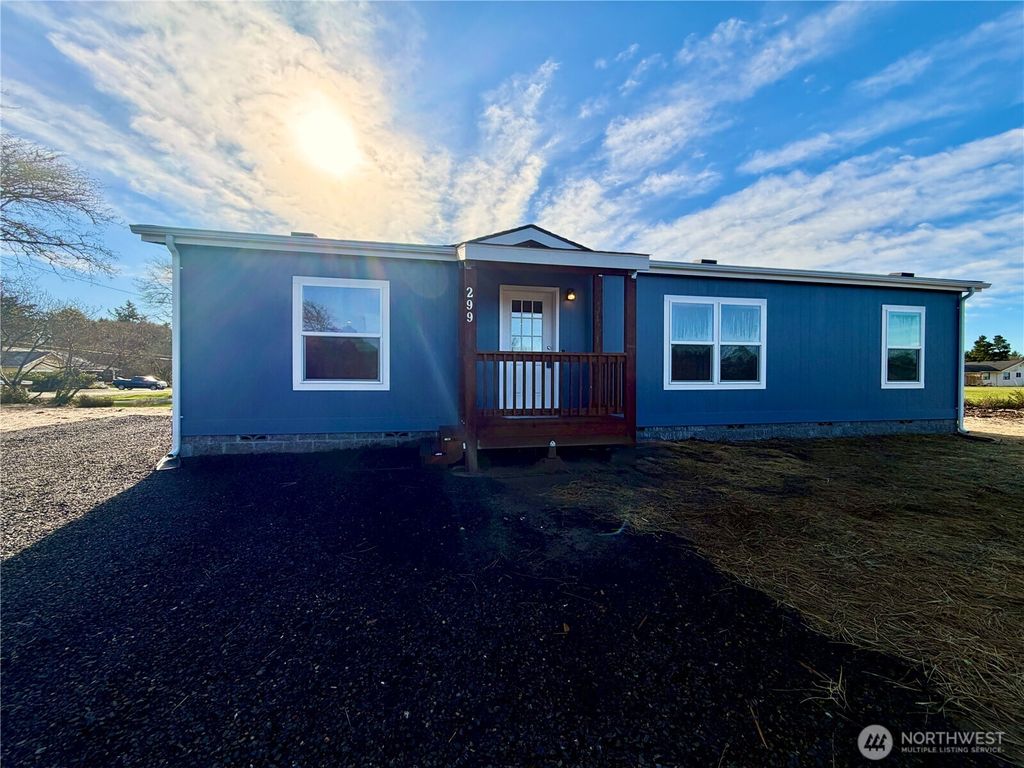 Photo of 299 Octopus Avenue NE, Ocean Shores, WA 98569 (MLS # 2471878)
