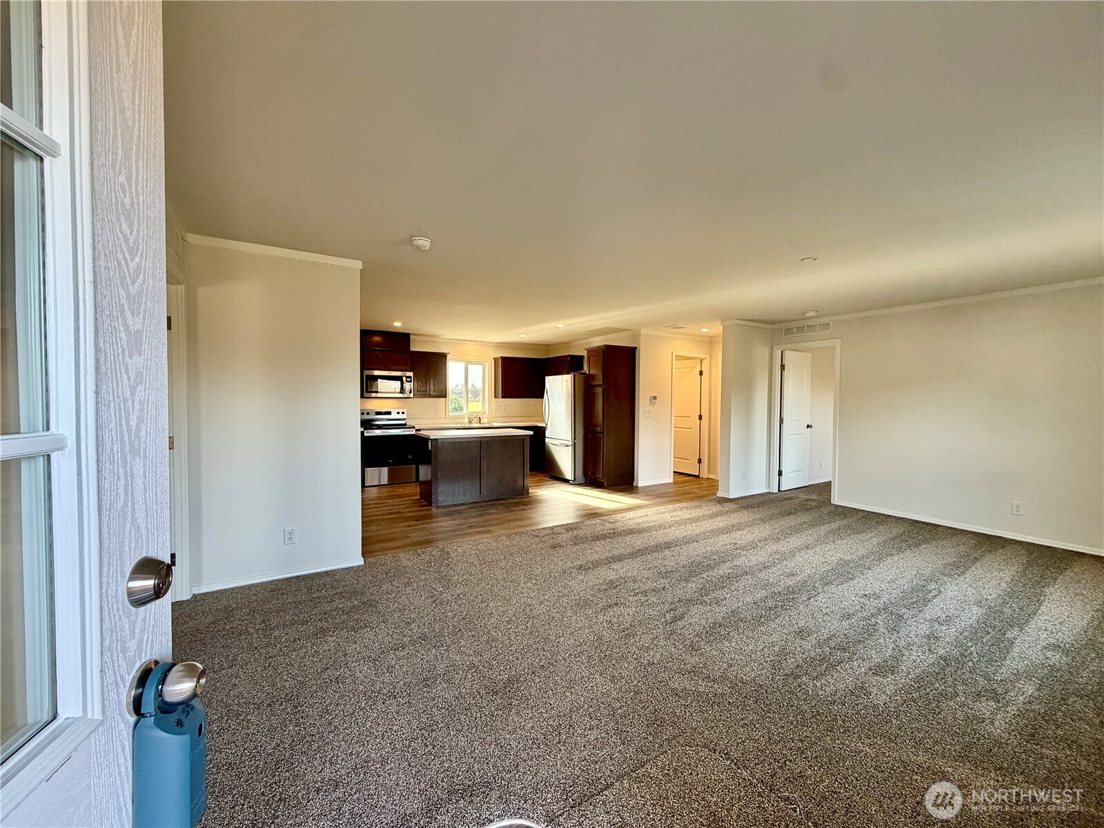 299 Octopus Avenue NE