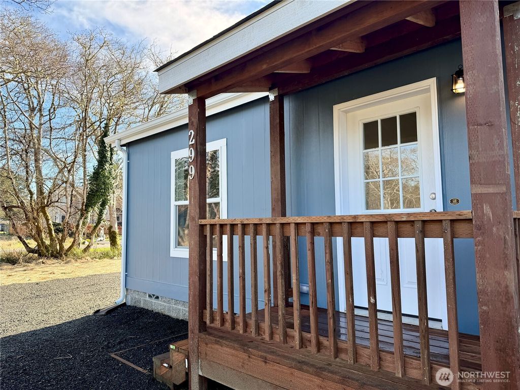 Photo of 299 Octopus Avenue NE, Ocean Shores, WA 98569 (MLS # 2471878)