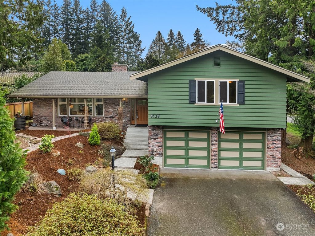 Photo of 9138 186th Place SW, Edmonds, WA 98026 (MLS # 2200607)