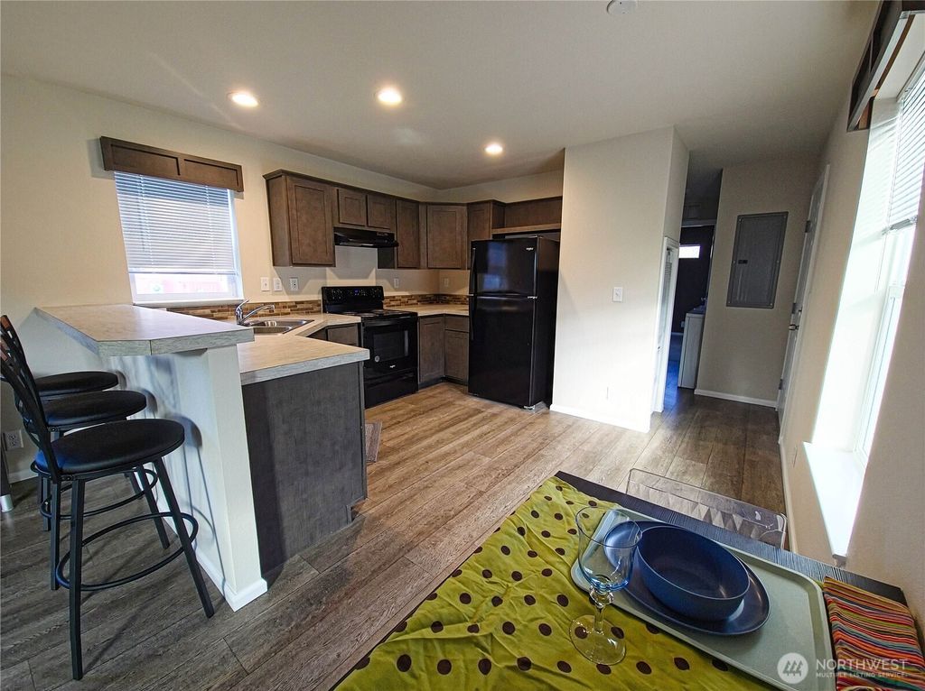 Photo of 1303 30th Street #21, Seaview, WA 98624 (MLS # 2457368)