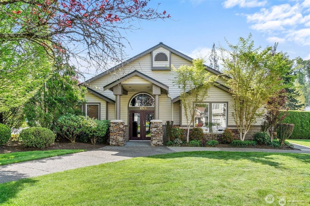 Photo of 17721 134th Lane SE #17721, Renton, WA 98058 (MLS # 2430570)