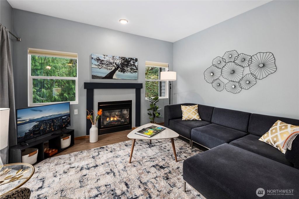 Photo of 17721 134th Lane SE #17721, Renton, WA 98058 (MLS # 2430570)
