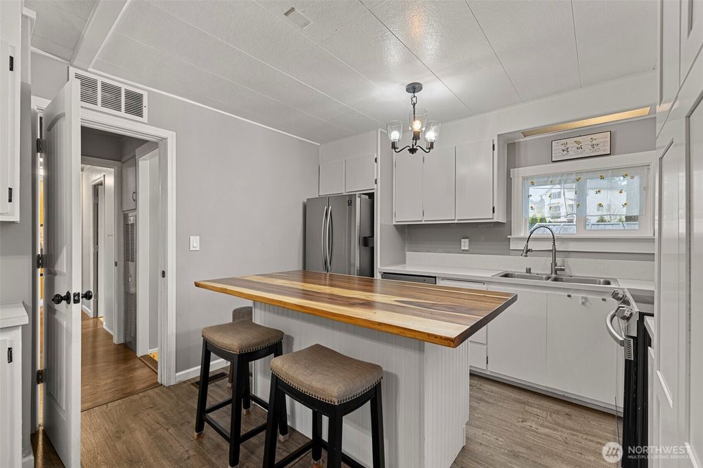 Photo of 23121 Edmonds Way #1, Edmonds, WA 98020 (MLS # 2508962)