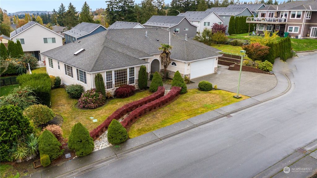 Photo of 6709 45th Place NE, Marysville, WA 98270 (MLS # 2306211)