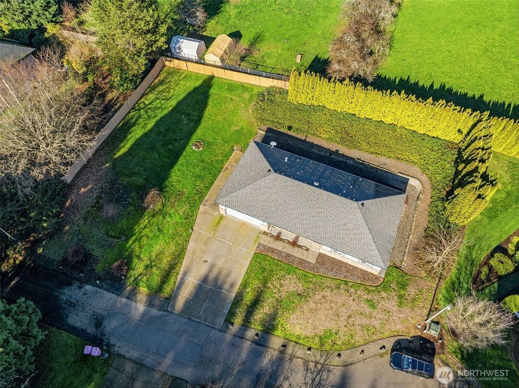 Photo of 1118 NW 76th Circle, Vancouver, WA 98665 (MLS # 2469021)