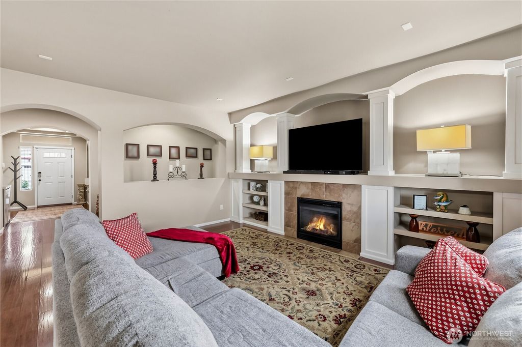 Photo of 2021 187th Street Ct E, Spanaway, WA 98387 (MLS # 2493863)