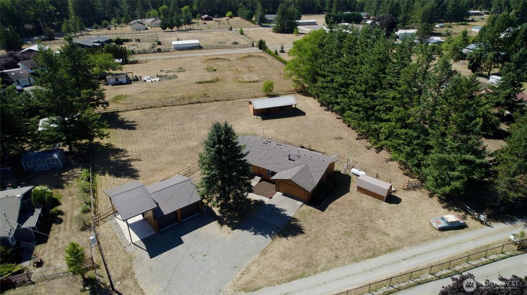 Photo of 30511 335th Avenue SE, Ravensdale, WA 98051 (MLS # 2419759)