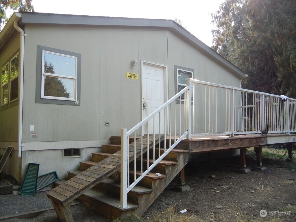 Photo of 6919 Grove Street, Marysville, WA 98270 (MLS # 2006827)