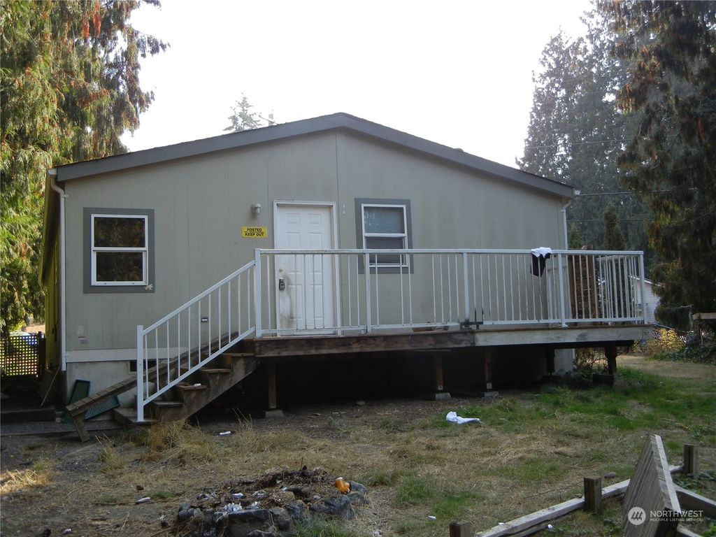 Photo of 6919 Grove Street, Marysville, WA 98270 (MLS # 2006827)