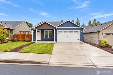 Photo of 413 STONE PARK PARK, Kalama, WA 98625 (MLS # 2545828)