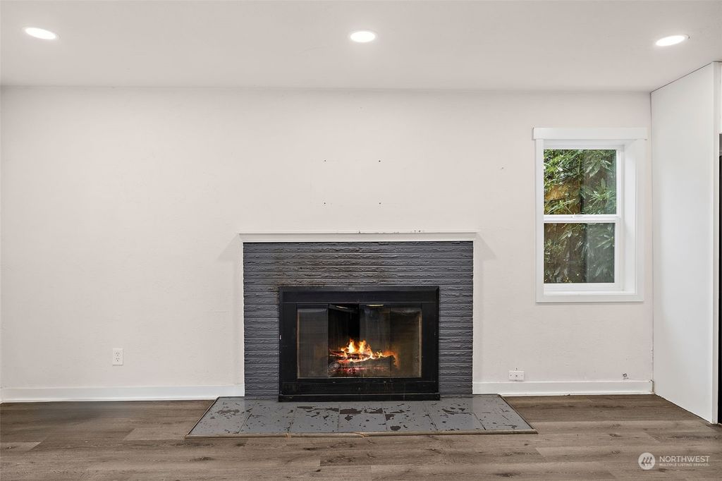 Photo of 12058 5th Avenue S, Seattle, WA 98168 (MLS # 2209500)