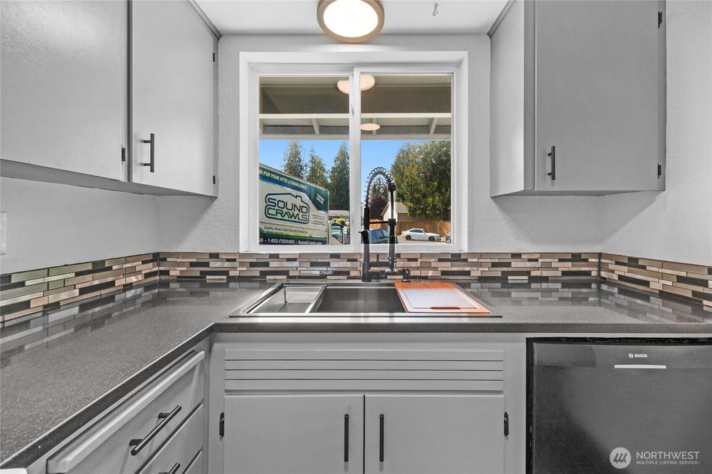 Photo of 5414 144th Place NE, Marysville, WA 98271 (MLS # 2363741)