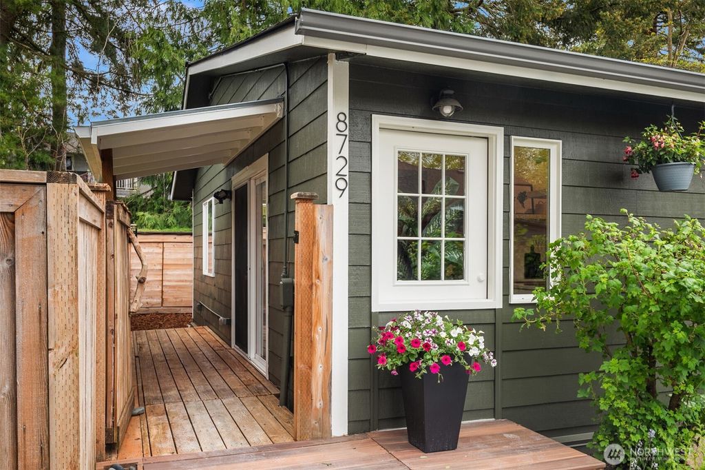 Photo of 8729 12th Avenue NW, Seattle, WA 98117 (MLS # 2514303)