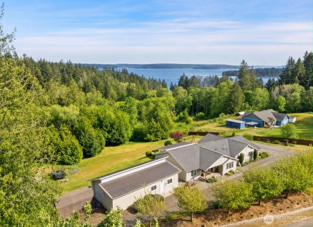 Photo of 171 E Rauschert Road, Grapeview, WA 98546 (MLS # 2523725)