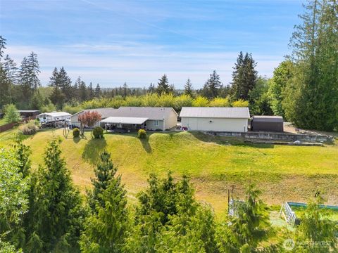 Photo of 171 E Rauschert Road, Grapeview, WA 98546 (MLS # 2523725)