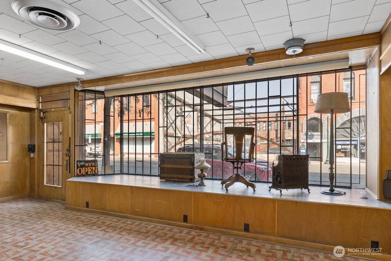 313 N Main Street