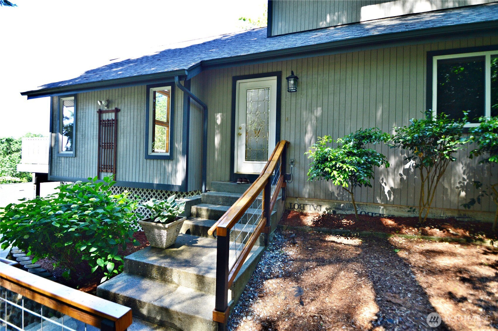 1923 SE Maple Drive