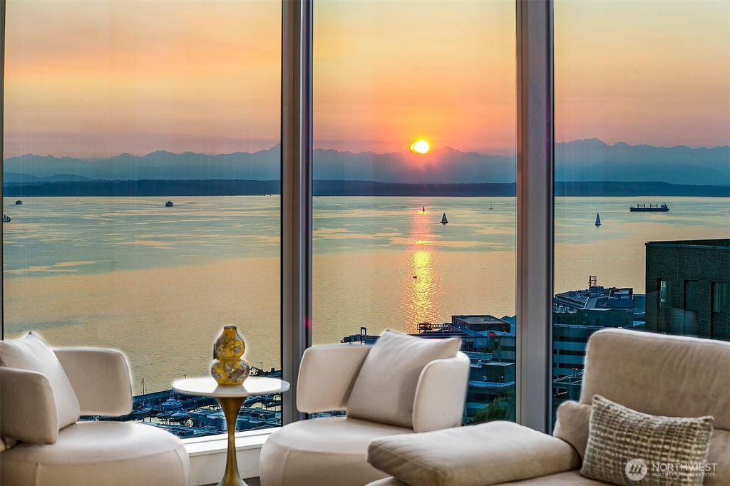 Photo of 1521 2nd Avenue #1801, Seattle, WA 98101 (MLS # 2428439)