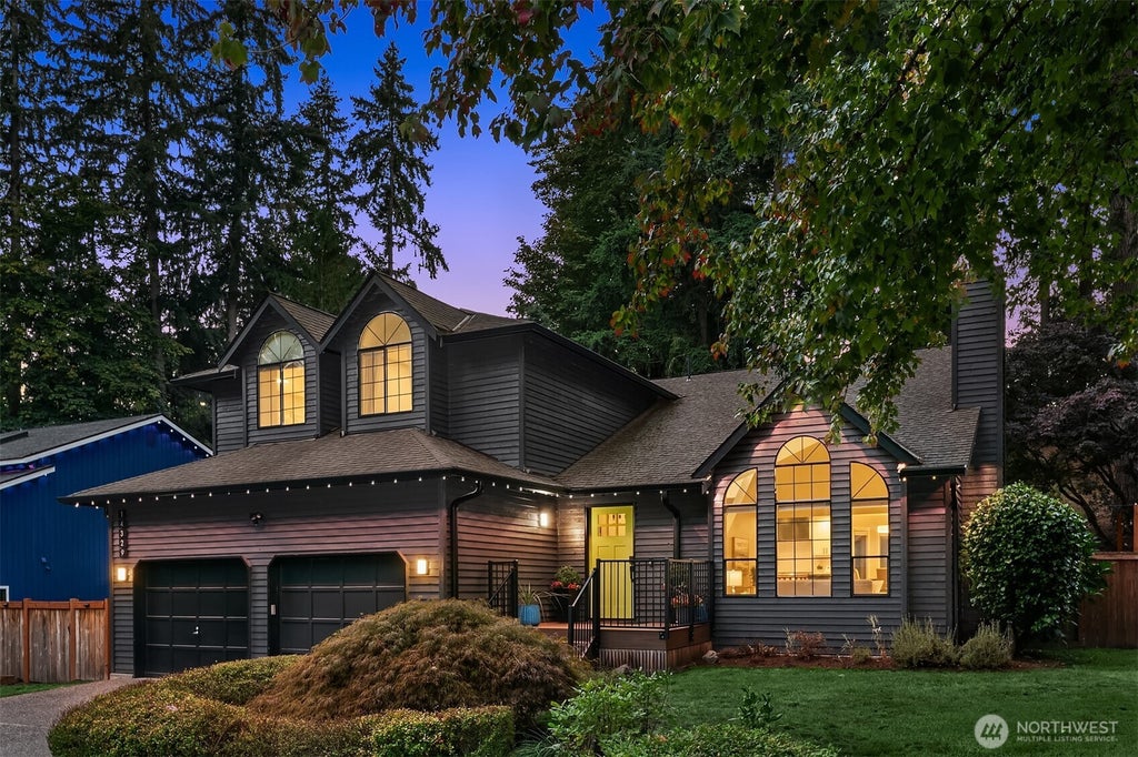 Photo of 14329 166 Place SE, Renton, WA 98059 (MLS # 2583398)