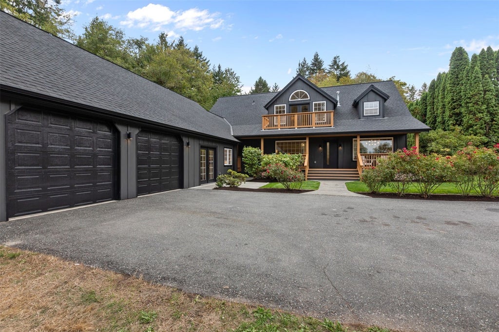 Photo of 10454 Arrow Point Drive NE, Bainbridge Island, WA 98110 (MLS # 2598914)