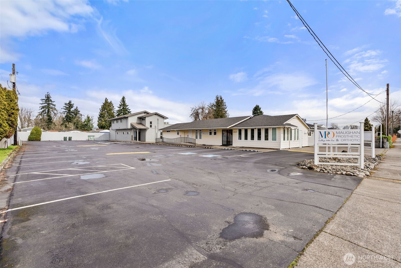 1805 Cooks Hill Road