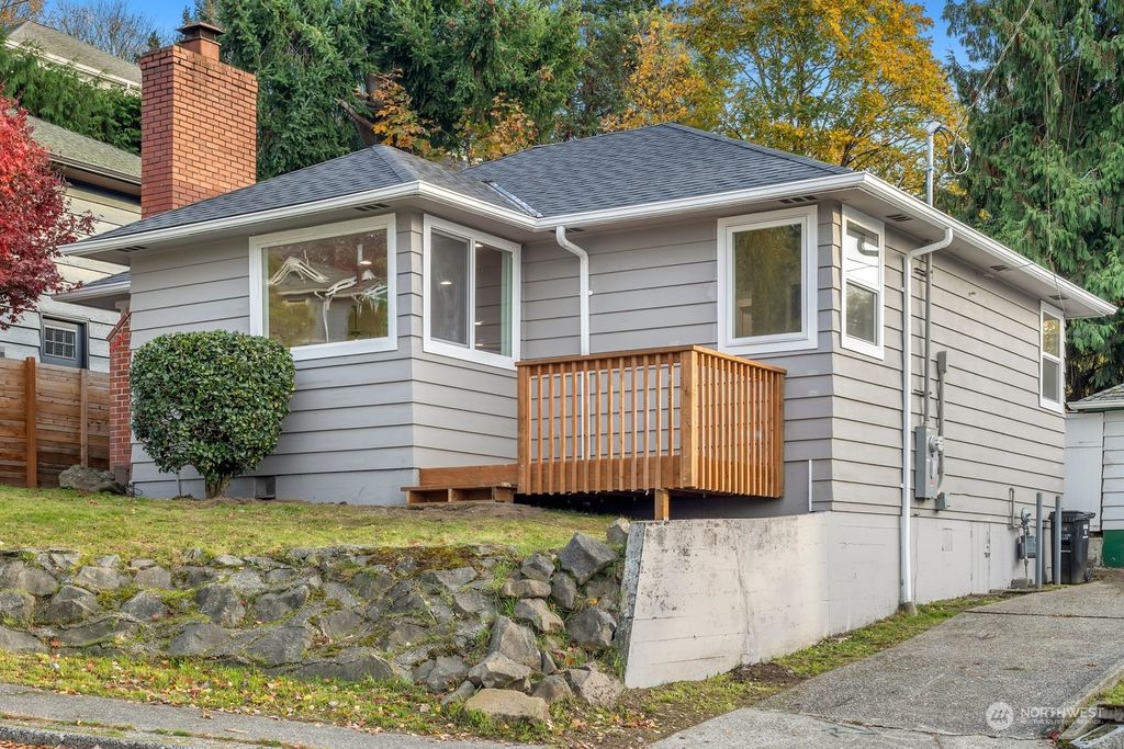 Photo of 4221 SW Myrtle Street, Seattle, WA 98136 (MLS # 2309639)