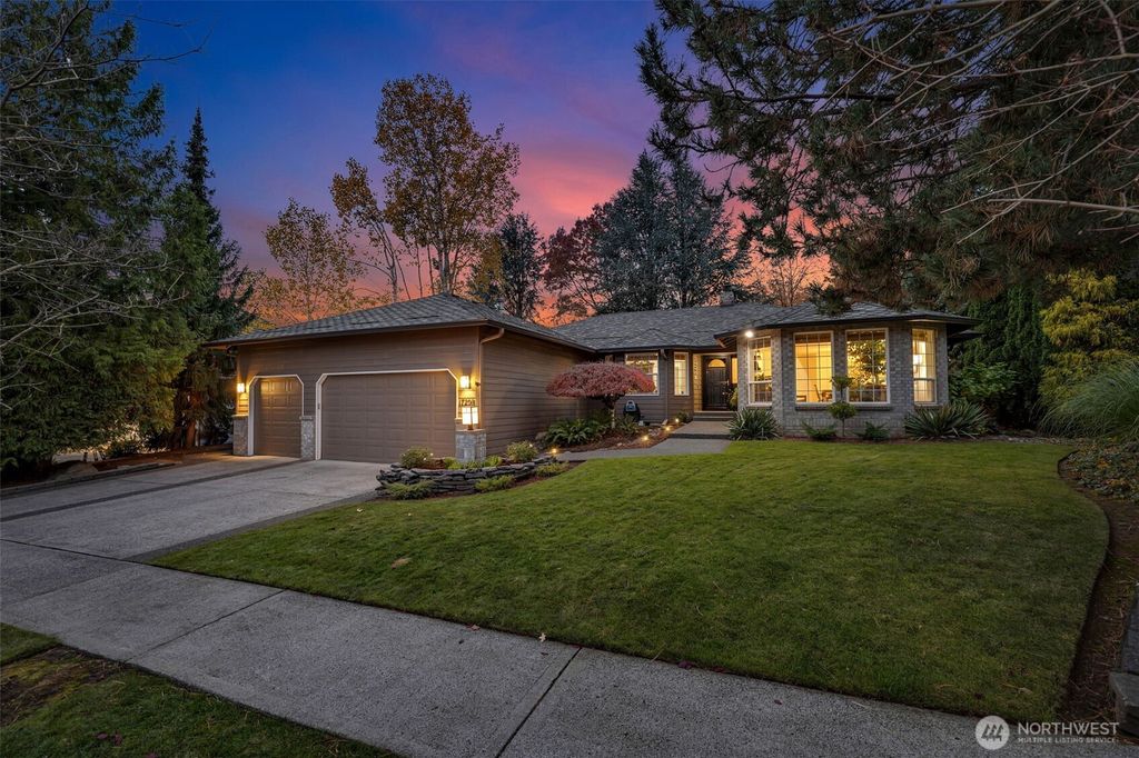 Photo of 17208 SE 36th Street, Vancouver, WA 98683 (MLS # 2457741)