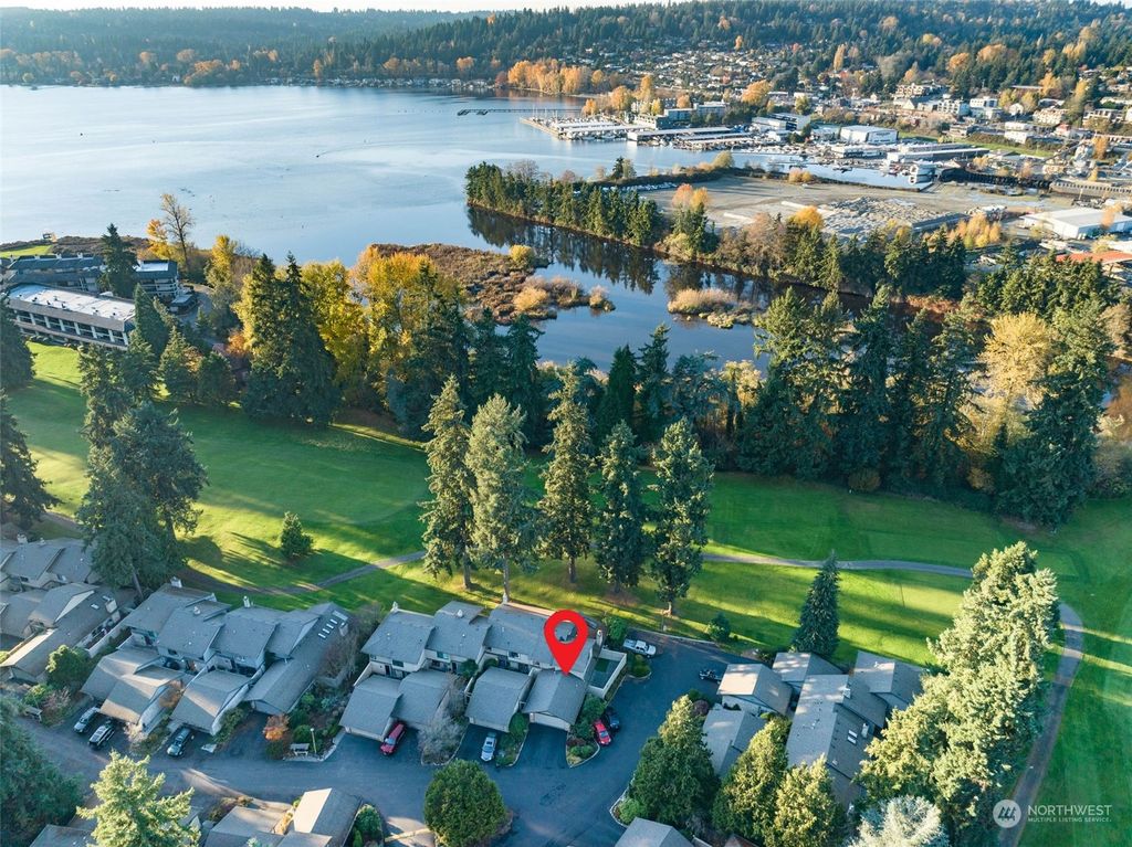 Photo of 6534 NE 171st Place, Kenmore, WA 98028 (MLS # 2181078)