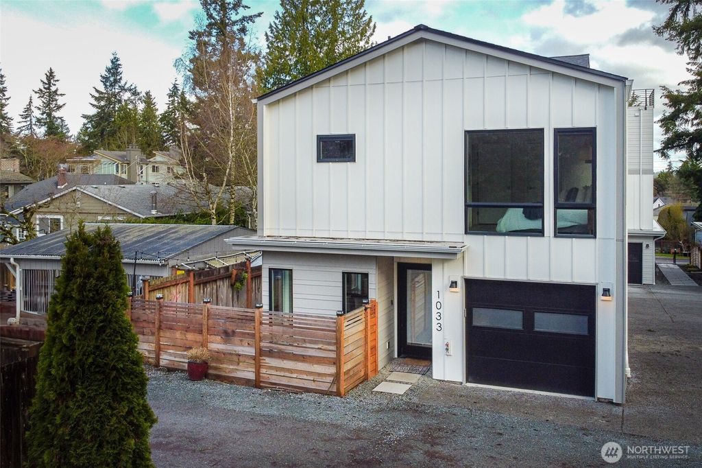 Photo of 1033 NE 98th Street, Seattle, WA 98115 (MLS # 2428985)