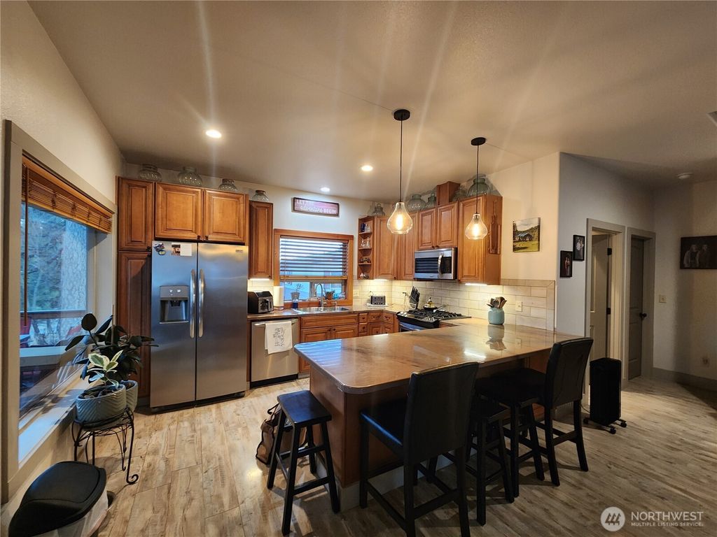 Photo of 1054 Lower Madison St, Republic, WA 99166 (MLS # 2486471)