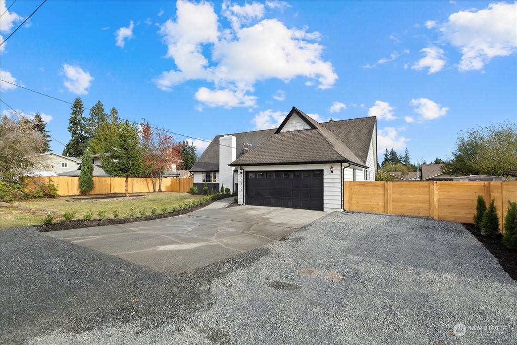 Photo of 10907 23rd Drive SE, Everett, WA 98208 (MLS # 2318927)