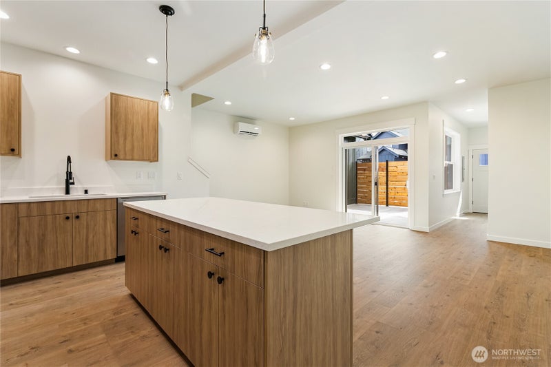 4237 Melrose Lane