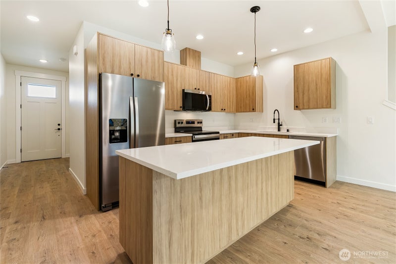 4237 Melrose Lane