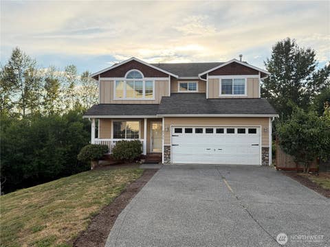 Photo of 6731 37th Street NE, Marysville, WA 98270 (MLS # 2552351)