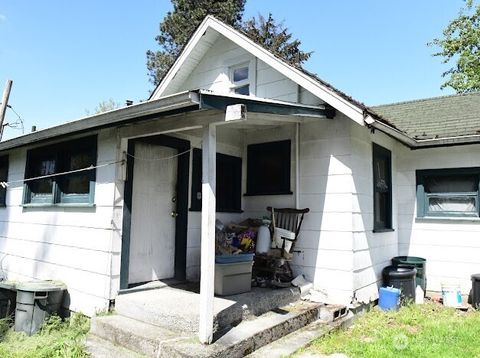 2522 Chesney Road E Tacoma WA 98445