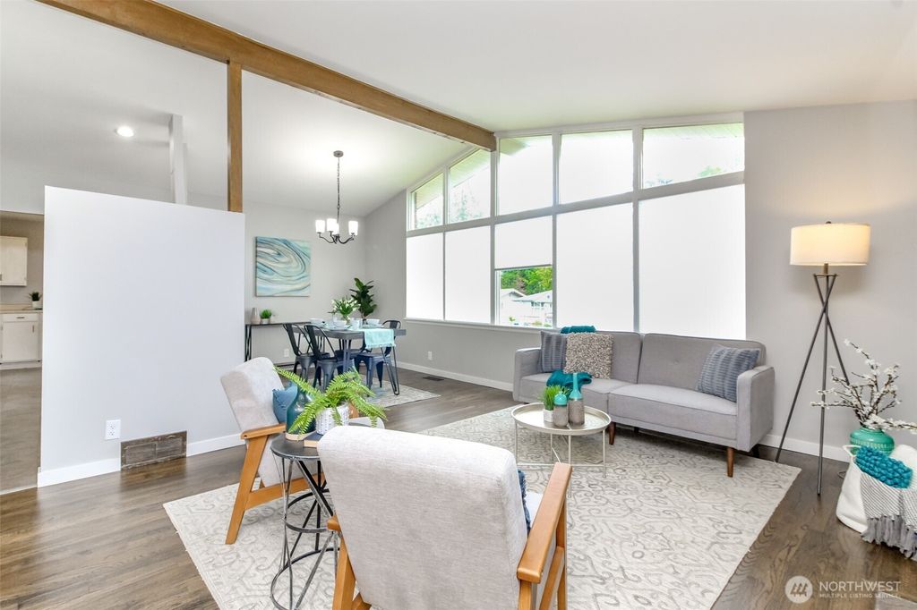 Photo of 17014 4th Avenue S, Burien, WA 98148 (MLS # 2383147)