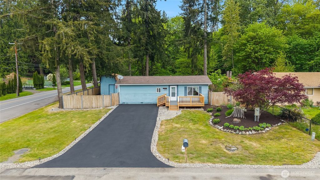 Photo of 12423 18th St ST SE, Lake Stevens, WA 98258 (MLS # 2516536)